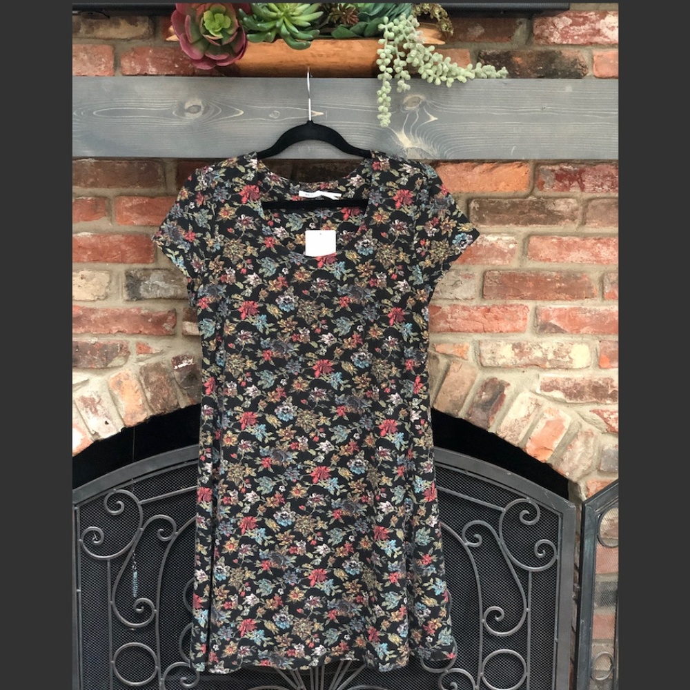 Kimchi Blue black/muticolor floral shift dress